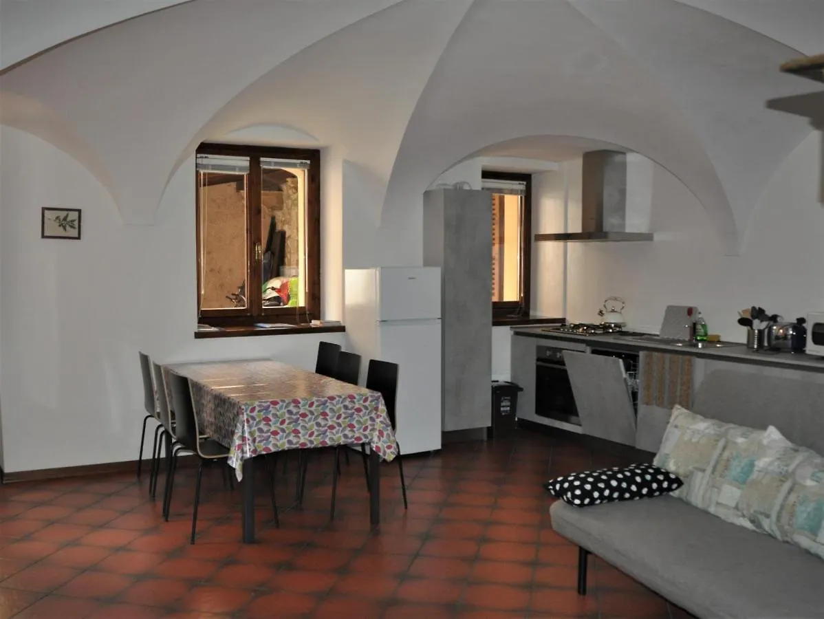 Apartment Appartamento Le Volte Toscolano-Maderno
