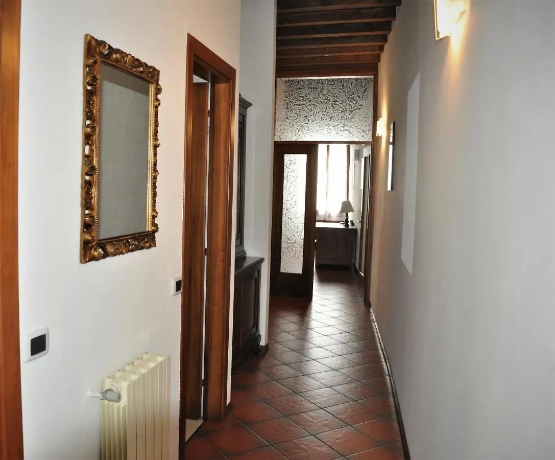 Apartment Appartamento Le Volte Toscolano-Maderno Italien