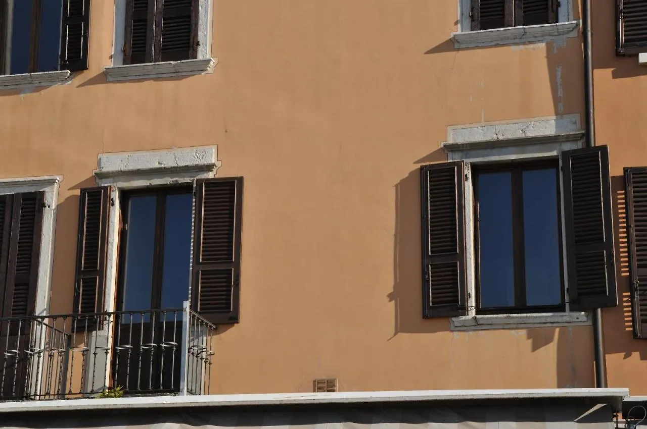 Apartment Appartamento Le Volte Toscolano-Maderno